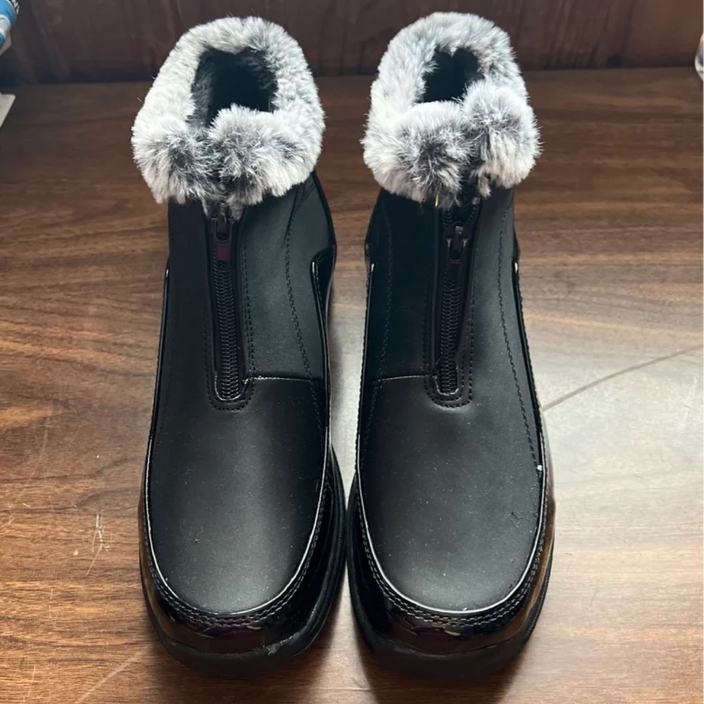 Weatherproof womens boots